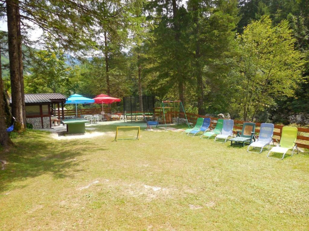 Apartmaji In Sobe Cuder Soča Exterior foto