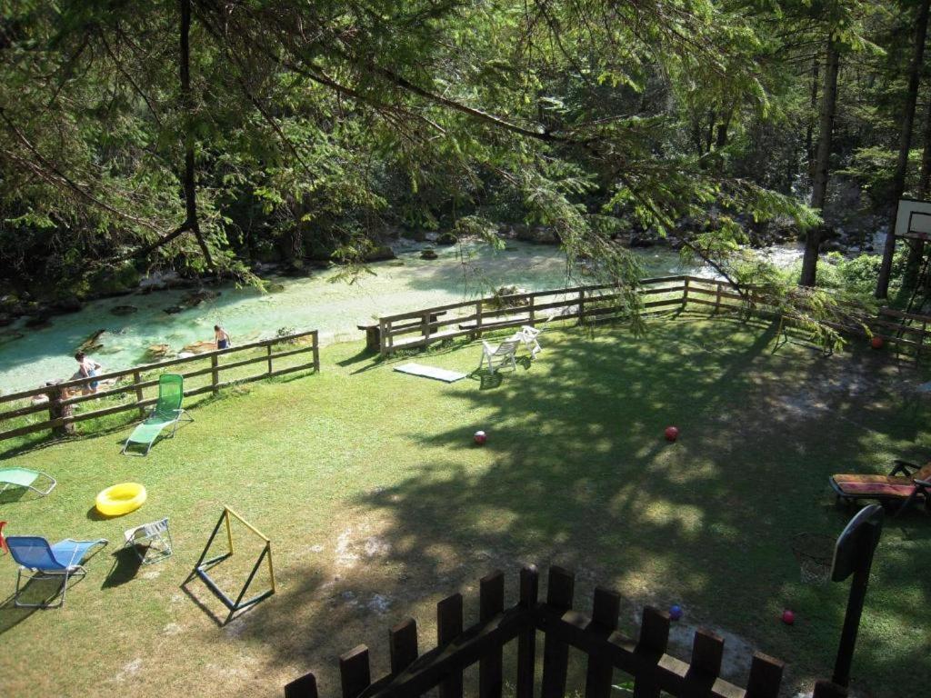 Apartmaji In Sobe Cuder Soča Exterior foto