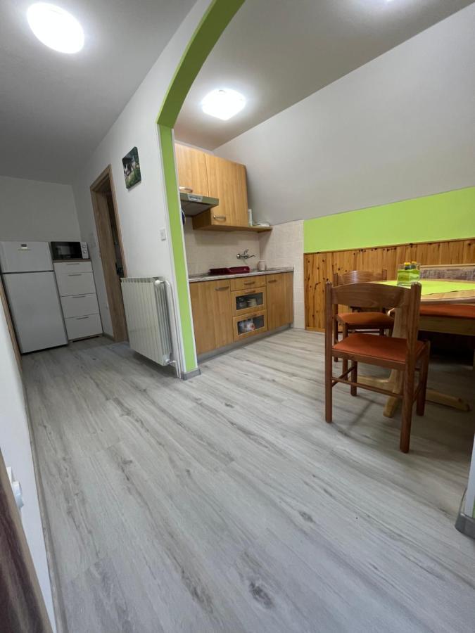 Apartmaji In Sobe Cuder Soča Exterior foto