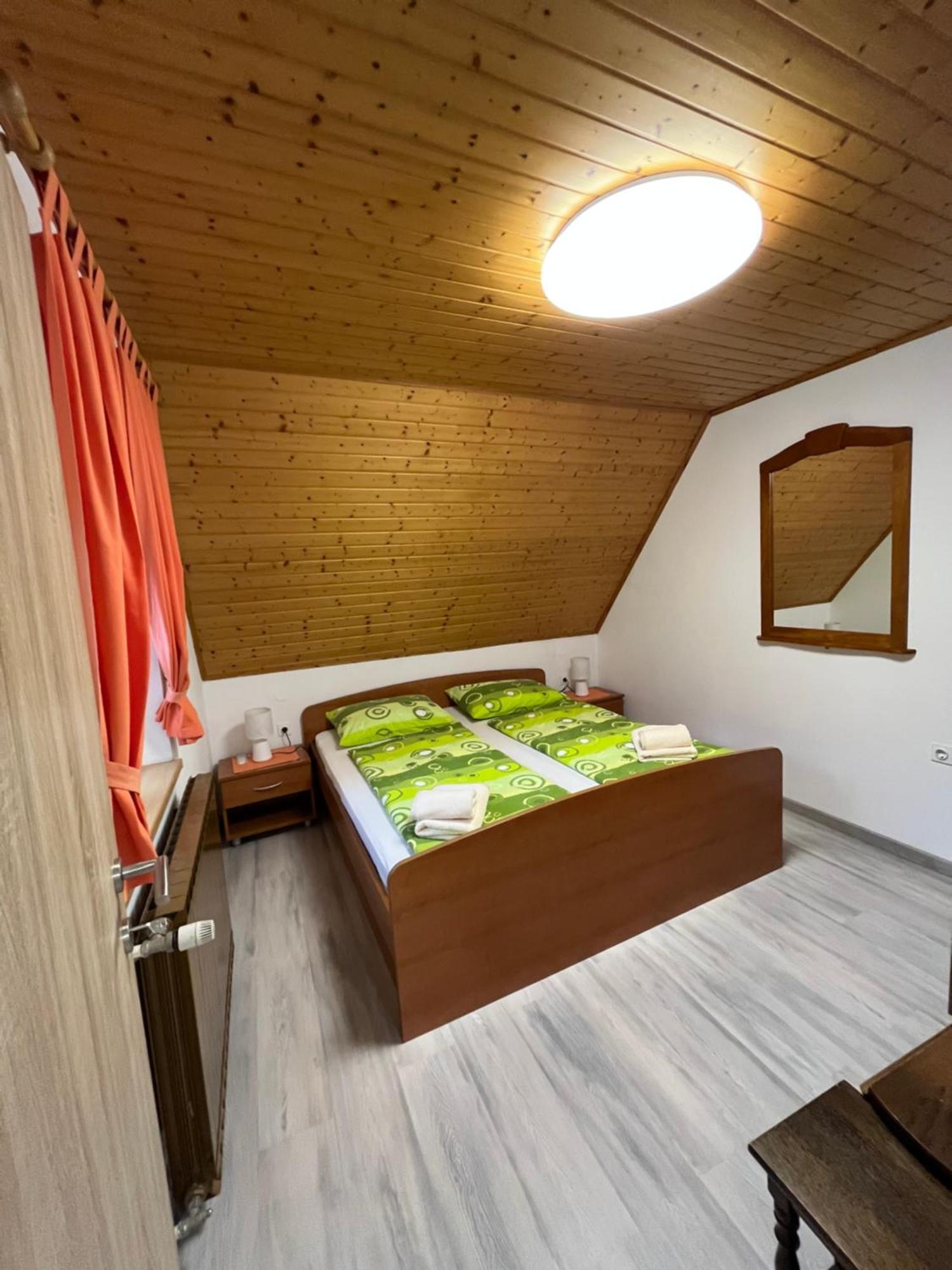Apartmaji In Sobe Cuder Soča Quarto foto